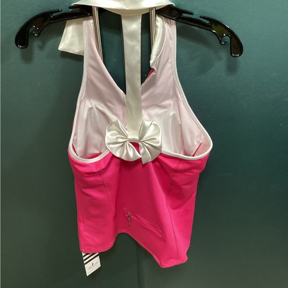 NWT golf or tennis top - Picture 2 of 11